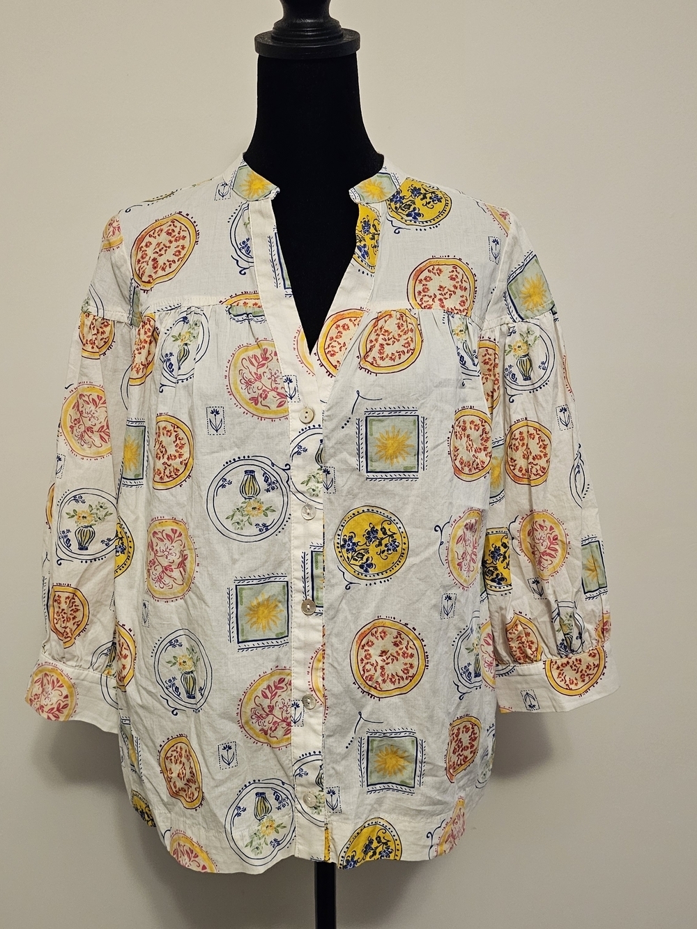 Pinch White Button-Up Blouse with Yellow, Blue & Pink Medallion Print Medium{b19